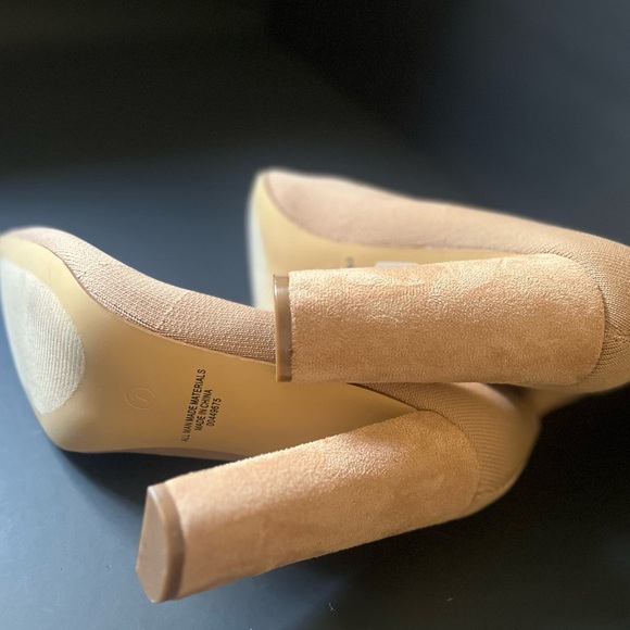 Liliana Tan Sock Booties - Picture 5 of 5